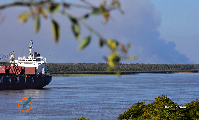 Aparece una nueva lista de titulares de los campos incendiados en las islas frente a Rosario