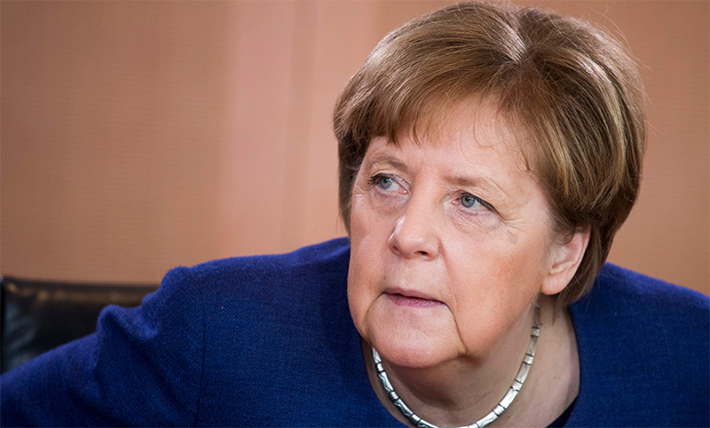 Merkel se alinea a la OMS y organismos multilaterales: quiere «respuestas globales»
