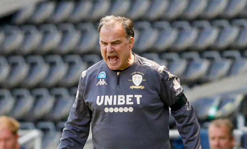 Bielsa: «No contemplo la Premier hasta que las matemáticas lo indiquen»