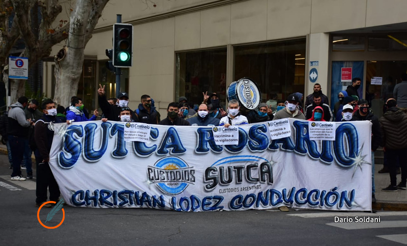Vigiladores y custodios se manifestaron por incumplimiento en el pago de aguinaldos