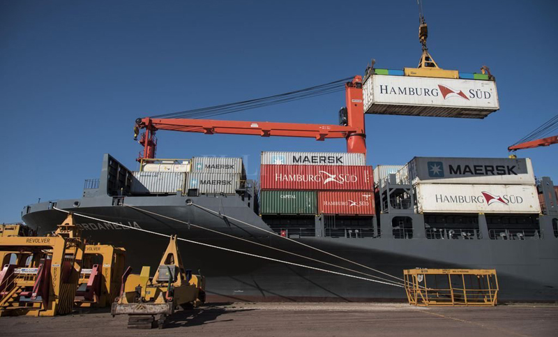 Balanza comercial: superávit en julio pero déficit con socios principales  
