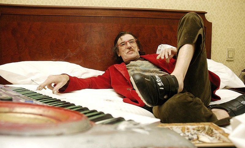 Publican un libro que recopila entrevistas realizadas a Charly García durante 15 años