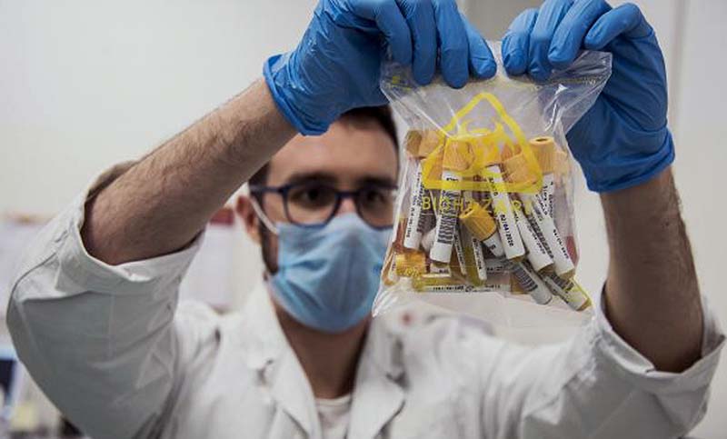 Italia inició las pruebas de la vacuna contra el coronavirus que espera tener lista en 2021