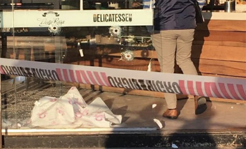 Atacaron a tiros el frente de una panadería en Casiano Casas