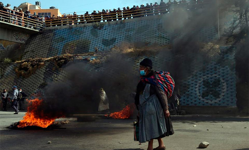 Bolivia: en medio de la crisis, Evo Morales advierte sobre el peligro de una dictadura