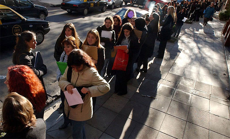 Según el ministerio de Trabajo, en el último año se perdieron 409 mil empleos