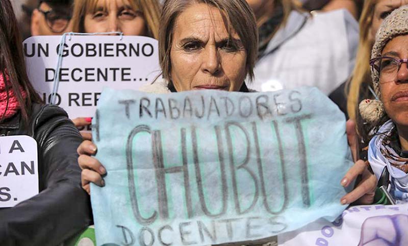 Docentes de Chubut iniciaron la séptima semana consecutiva de paro