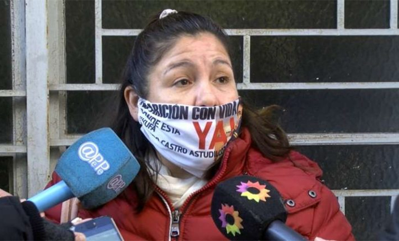 «Los que se callan son tan desaparecedores como los que se lo llevaron», señaló la madre de Facundo Castro