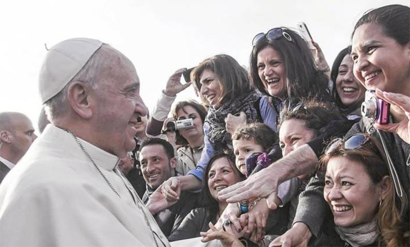 Desde la llegada de Francisco, la cantidad de mujeres en cargos jerárquicos vaticanos aumentó un 70%