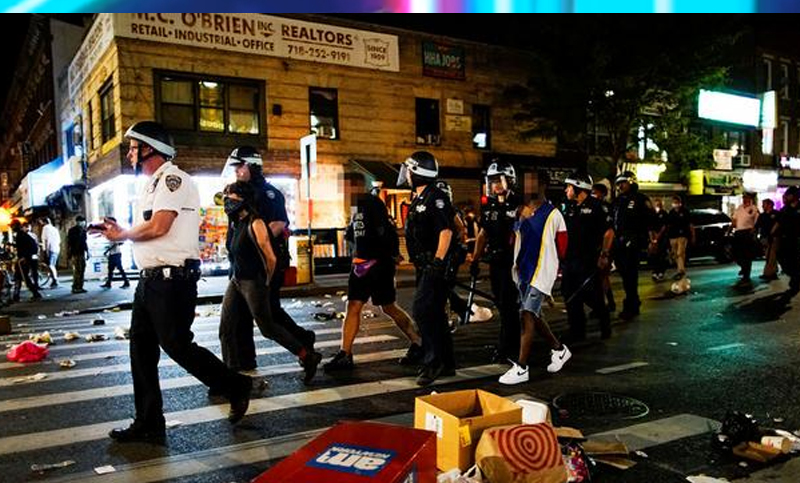 Otro muerto en una noche de violencia política en EEUU