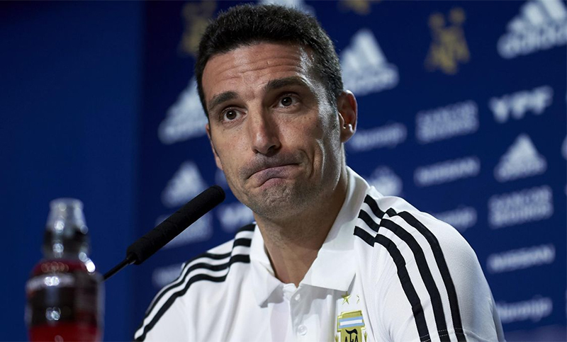 Scaloni: «No le cerramos la puerta a Di María ni a nadie»