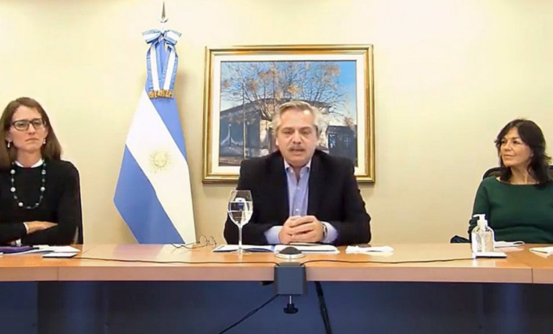 Fernández anunció un programa de asistencia económica para mujeres que sufren violencia de género