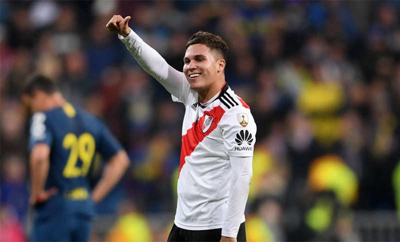 Juanfer Quintero se despide de River para jugar en China