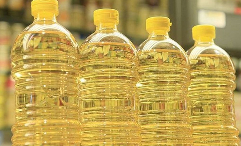 La Anmat prohibió la venta de un aceite de girasol que se ofrecía por Facebook