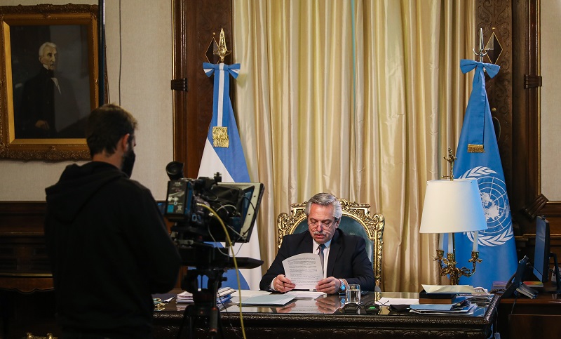 Fernández propuso un “cambio estructural de las economías”