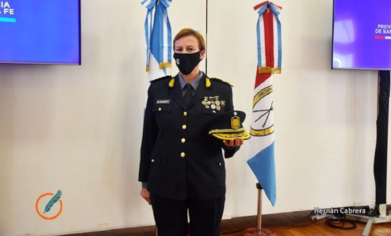 La jefa de la Policía de Santa Fe dijo que se necesita una fuerza “con otros lineamientos”