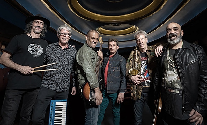 Los Abuelos de la Nada presentan “Un río crucé”, su nueva canción