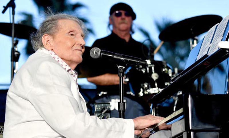 Cumple 85 años Jerry Lee Lewis, el último rocker «en pie»
