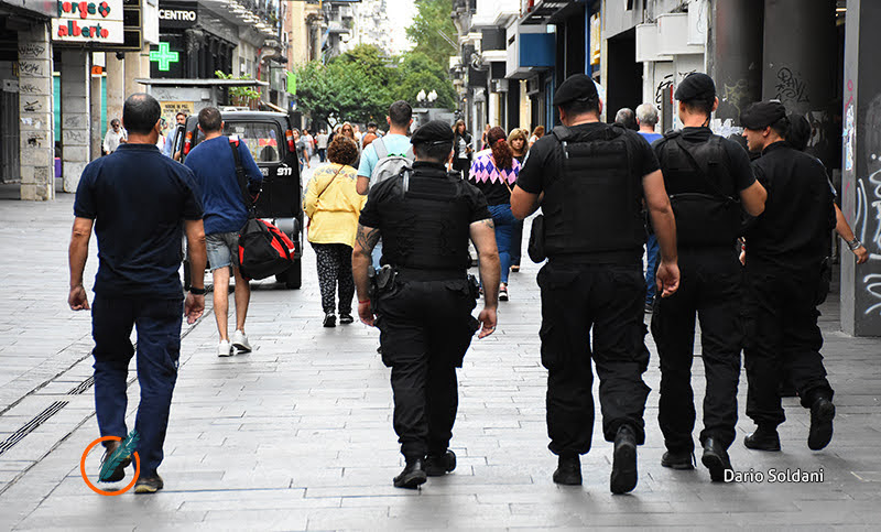 Recomposición salarial para el personal policial: el Gobierno otorgó aumentos de 41 y 59%
