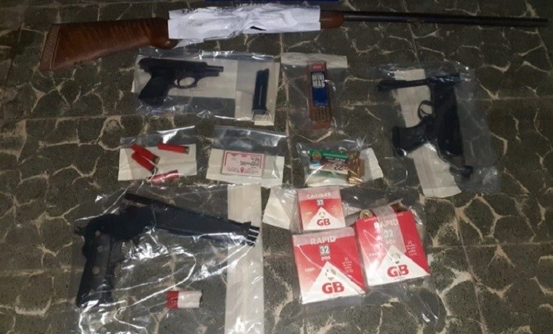 Crimen de Trasante: allanan tres domicilios y secuestran armas, droga y municiones