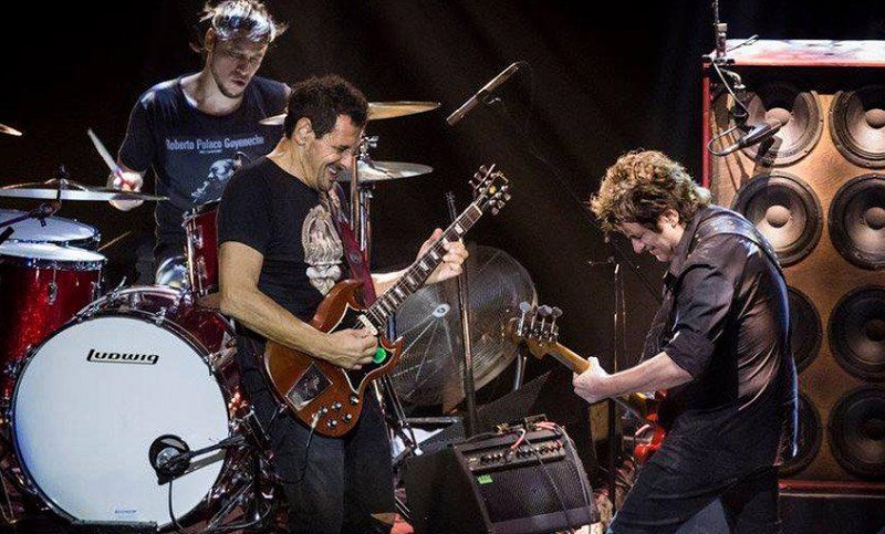Divididos regresó al estudio de grabación y lanzó tema nuevo 