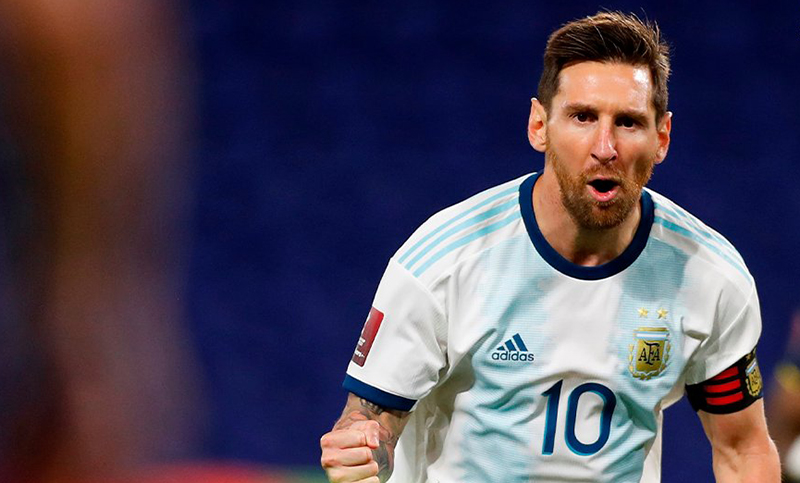 Con poco, Argentina debutó con un triunfo ante Ecuador en las Eliminatorias