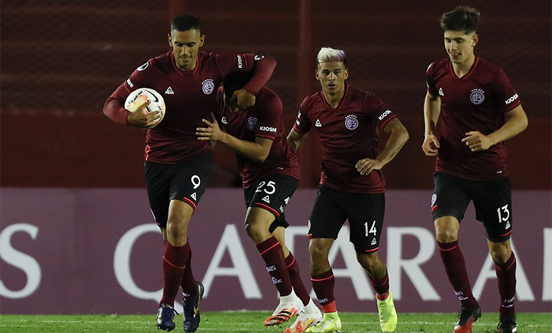 Agónico y emotivo: Lanús consiguió un gran triunfo ante San Pablo