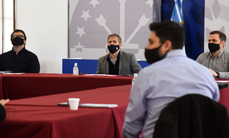 ¿Qué estrategias analiza la provincia para los sectores más afectados por la pandemia?
