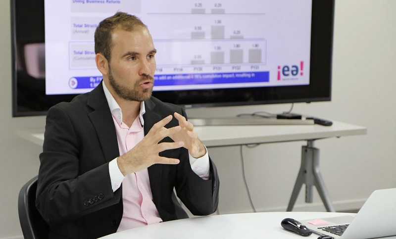 Guzmán consideró que la actividad económica “muestra signos de mejoras”