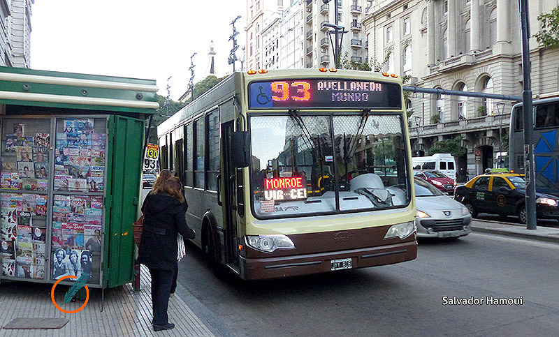 La UTA y las cámaras empresarias acuerdan un aumento salarial del 30 por ciento para los choferes