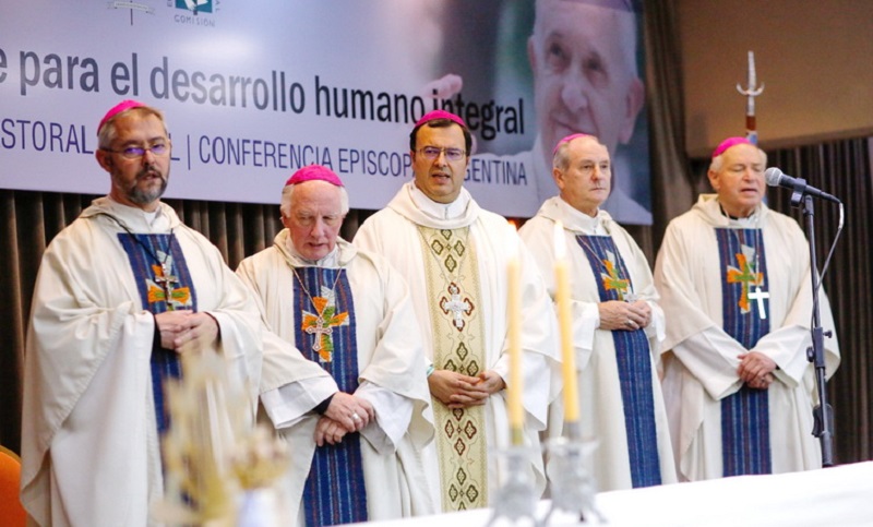 Políticos y dirigentes participan de un encuentro virtual convocado por la Pastoral Social