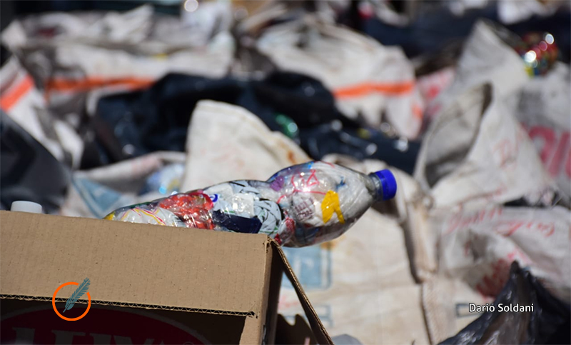 Medio ambiente y solidaridad: cientos de «Ecobotellas» se recolectaron este sábado en Rosario