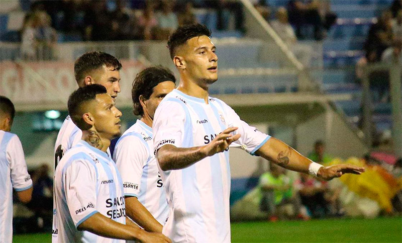 Central acordó la llegada del delantero Alan Bonansea
