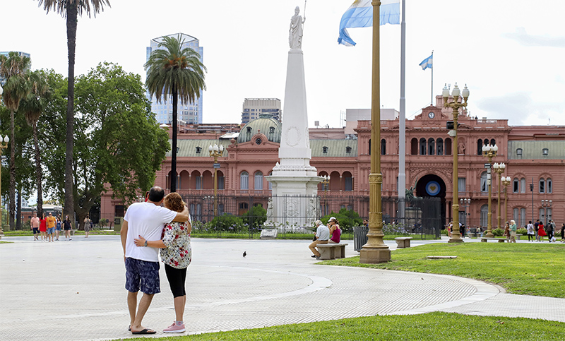 Reportaron 350 muertes y 13.379 nuevos casos de Covid en el país