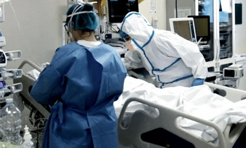 Con casi 5 mil pacientes en terapia intensiva, el país atraviesa el momento más álgido de la pandemia