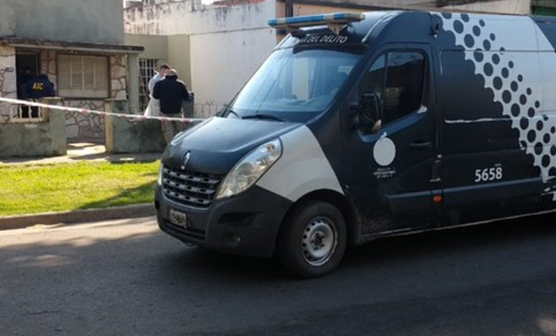 Crimen en zona sur: secuestraron un martillo que podría ser el arma homicida