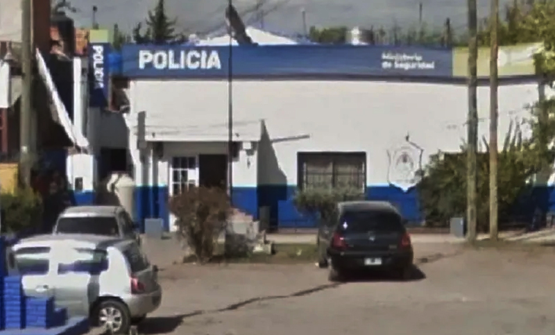 Asesinan a puñaladas a una mujer de 77 años y detuvieron a su pareja de 41 por el crimen