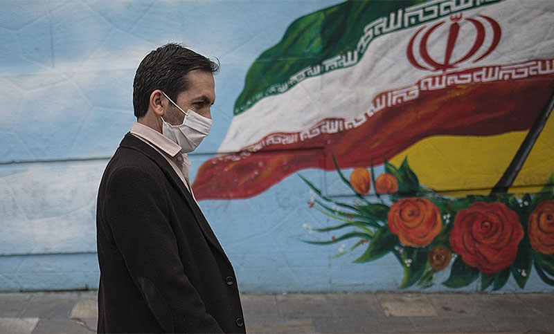 Irán reimpone las multas por violar las restricciones ante el rebrote de coronavirus