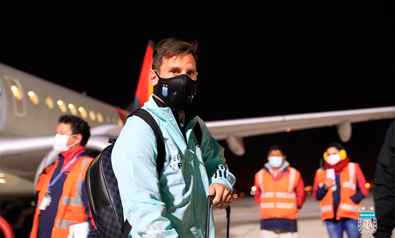 Messi llegó a España para reincorporarse al Barcelona