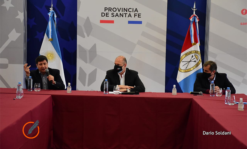 Perotti y Arroyo anunciaron fondos para asistencia alimentaria en distintos municipios