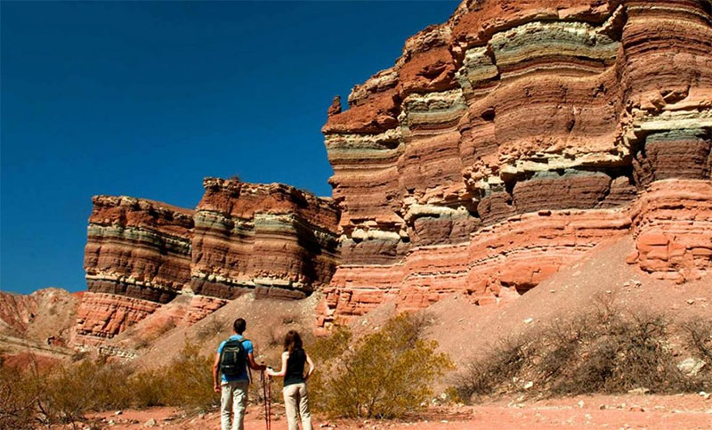 El Ministerio de Turismo y Deportes lanzó el Programa Previaje que subsidia compras en un 50%
