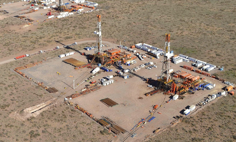 A pesar de que en Vaca Muerta creció 8,3%, la producción total de petróleo cayó 10,7% en agosto