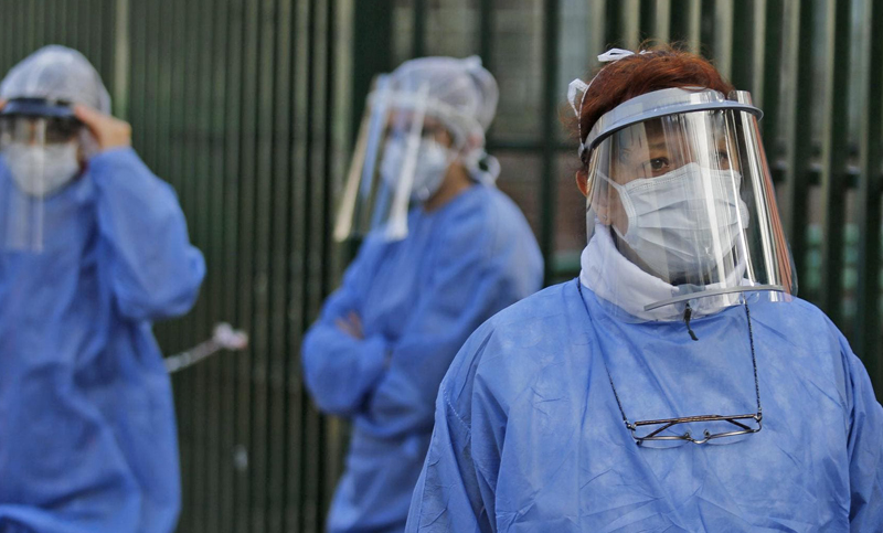 Se detectaron 9.608 casos y 261 muertes este viernes en Argentina