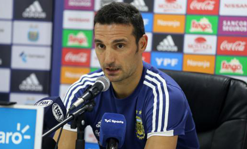Scaloni confirmó el equipo para enfrentar a Perú