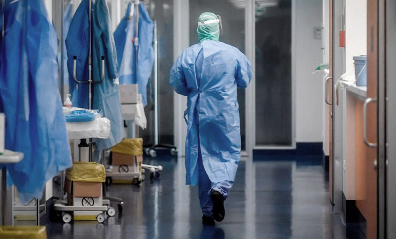 Otras 229 personas murieron y 9.043 fueron diagnosticadas con coronavirus en el país