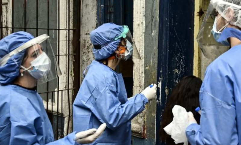 Otras 379 personas murieron y 10.621 fueron diagnosticadas con coronavirus en el país