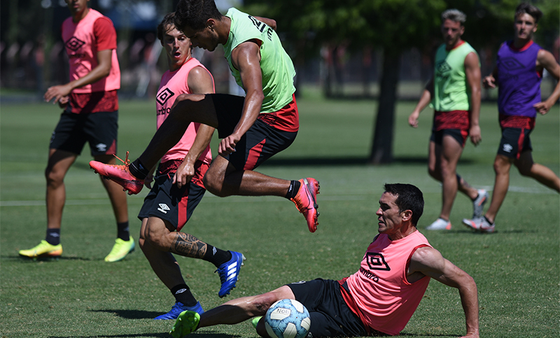 Newell’s se prepara para recibir a Talleres y Kudelka no confirmó el equipo