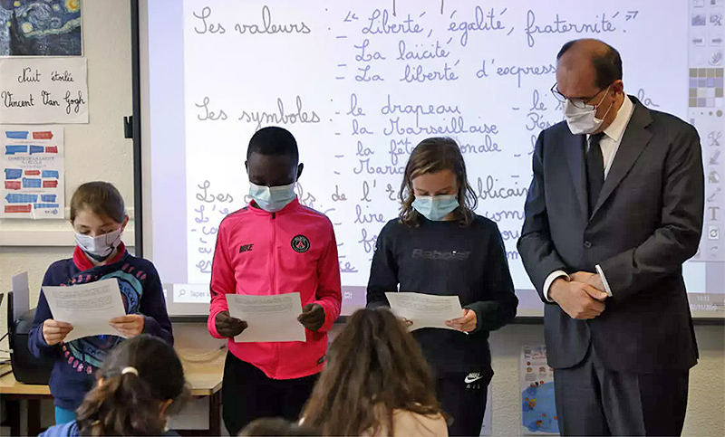 Rindieron homenaje al profesor decapitado en las escuelas francesas
