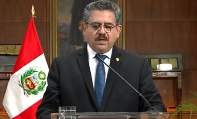 Jaqueado por el Congreso y las protestas, Merino renunció como presidente interino de Perú