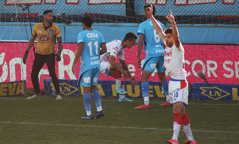 Unión derrotó a Arsenal y quedó cerca de la clasificación